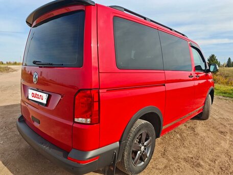 2021 Volkswagen Caravelle, красный, 5100000 рублей, вид 4
