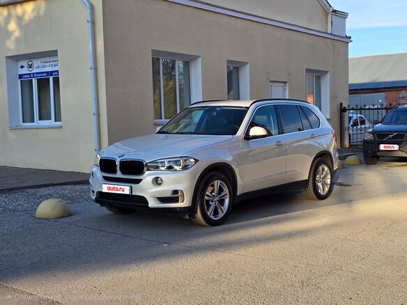 2016 BMW X5 25d III (F15), белый, 2950000 рублей - вид 1