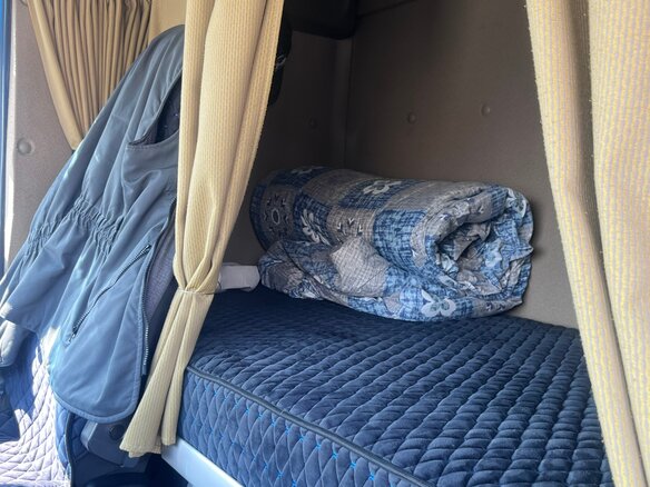 2012 DAF XF 105, синий, 6500000 рублей - вид 26
