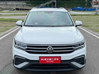 2023 Volkswagen Tiguan II Рестайлинг, белый, 2350000 рублей, вид 2