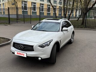 2014 Infiniti QX70, белый, 2970000 рублей, вид 1