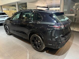 2025 Volkswagen Tiguan L Pro III (China Market), чёрный, 5050000 рублей, вид 4