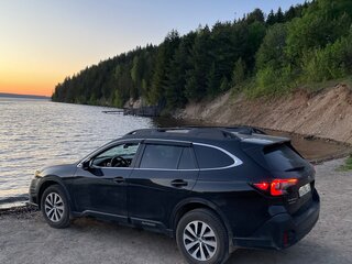 2020 Subaru Outback VI, чёрный, 2700000 рублей, вид 3