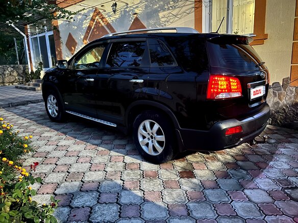 2012 Kia Sorento II, чёрный, 1550000 рублей - вид 10