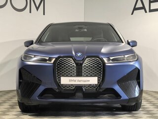 2021 BMW iX xDrive40 I (I20), синий, 6499000 рублей, вид 3