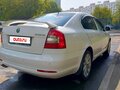 2011 Skoda Octavia II (A5) Рестайлинг, белый, 650000 рублей - вид 3