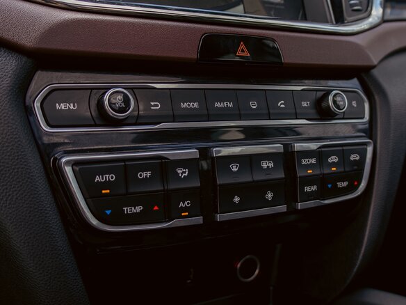 2021 GAC GS8 I, белый, 2315000 рублей - вид 14