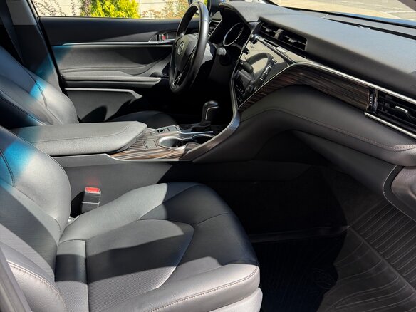 2019 Toyota Camry VIII (XV70), чёрный - вид 17