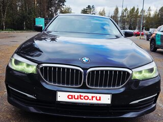 2019 BMW 5 серии 520d VII (G30/G31/G38), чёрный, 2890000 рублей, вид 3