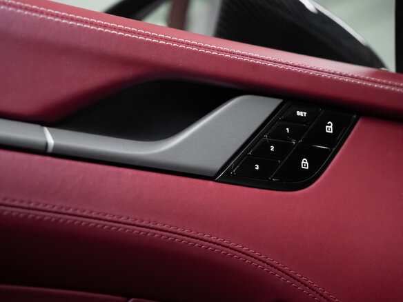 2020 Porsche 911 Carrera 4S VIII (992), серый, 16500000 рублей - вид 25