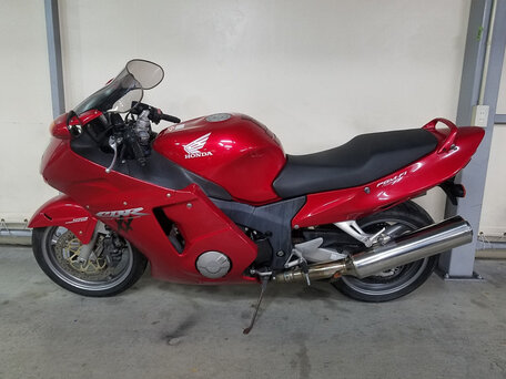 2002 Honda CBR 1100 XX, красный, 345000 рублей, вид 2