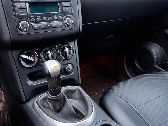 2013 Nissan Qashqai I Рестайлинг, чёрный, 770000 рублей - вид 15