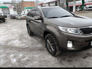2012 Kia Sorento II Рестайлинг, бежевый, 1550000 рублей, вид 3