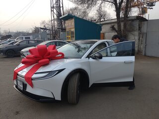 2025 Toyota bZ5 550, белый, 2500000 рублей, вид 1