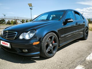 2004 Mercedes-Benz C-Класс 180 II (W203) Рестайлинг, синий, 850000 рублей, вид 1