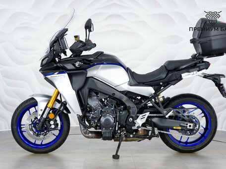 2024 Yamaha MT-09 Tracer (FJ-09), чёрный, 1627000 рублей, вид 2