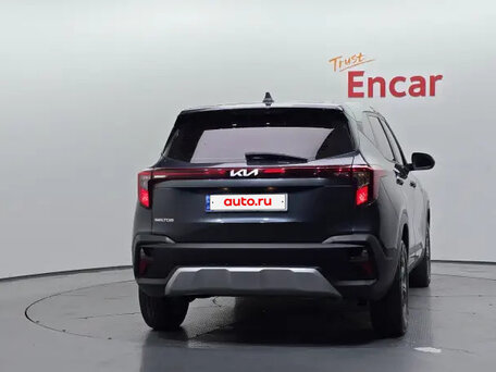 2023 Kia Seltos I Рестайлинг, серый, 1620000 рублей, вид 4