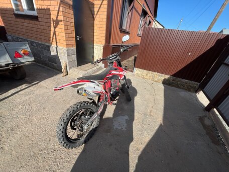 2025 Procida CB300F, красный, 140000 рублей, вид 4