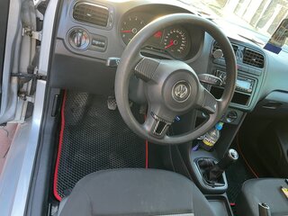 2010 Volkswagen Polo V, серый, 530000 рублей, вид 4