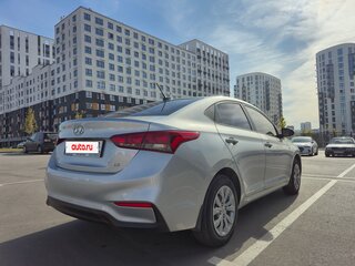2017 Hyundai Solaris II, серый, 1200000 рублей, вид 4