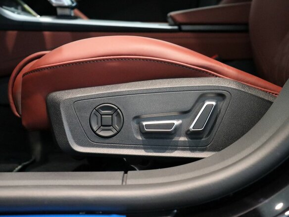 2026 Audi A7 45 TFSI II (4K), чёрный, 6990000 рублей - вид 13