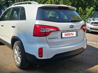2014 Kia Sorento II Рестайлинг, белый, 1800000 рублей, вид 3