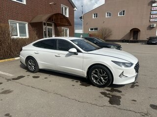 2022 Hyundai Sonata VIII (DN8), белый, 1820000 рублей, вид 1