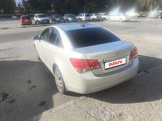 2011 Chevrolet Cruze I, серебристый, 500000 рублей, вид 4
