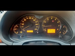 2006 Toyota Avensis II Рестайлинг, серый, 850000 рублей, вид 4