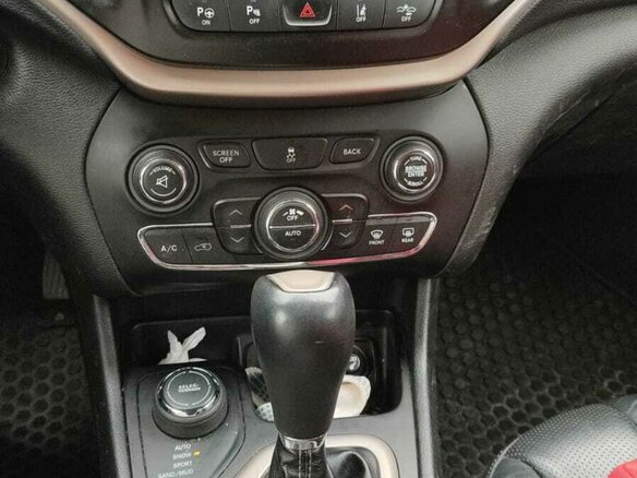 2014 Jeep Cherokee V (KL), синий, 1600000 рублей - вид 6