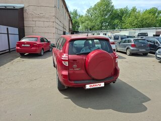 2011 Toyota RAV4 III (XA30) Рестайлинг, пурпурный, 1499000 рублей, вид 3
