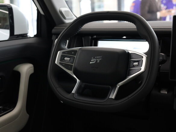 2026 Jetour T1, белый, 3999900 рублей - вид 14
