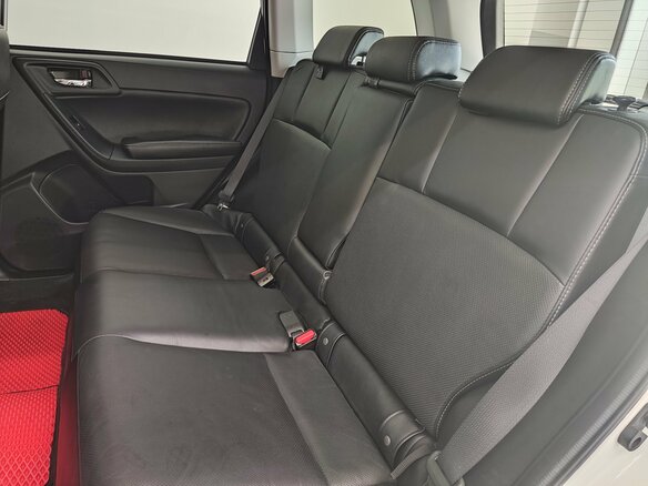 2015 Subaru Forester IV, белый - вид 18