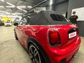 2019 Mini Cabrio JCW John Cooper Works III Рестайлинг, красный, 3490000 рублей - вид 4