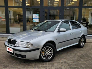 2008 Skoda Octavia I (A4) Рестайлинг, серебристый, 300000 рублей, вид 1