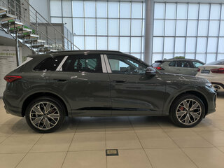 2026 Audi Q5 L III (GU), зелёный, 6550000 рублей, вид 4