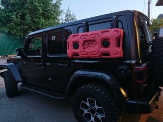 2020 Jeep Wrangler IV (JL), чёрный, 3900000 рублей, вид 4