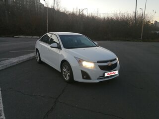 2014 Chevrolet Cruze I Рестайлинг, белый, 720000 рублей, вид 3