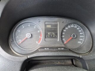 2018 Volkswagen Polo V Рестайлинг, белый, 880000 рублей, вид 5