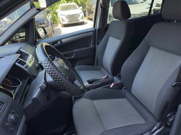 2012 Opel Zafira B Рестайлинг, серый - вид 9