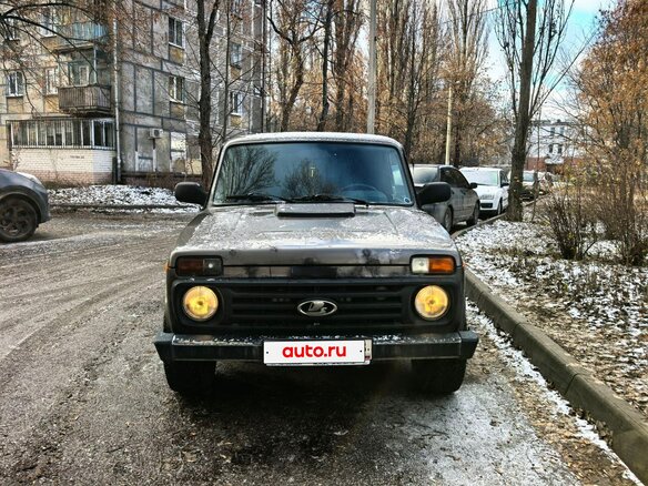 2016 Lada (ВАЗ) 2131 (4x4) I, коричневый, 400000 рублей - вид 1
