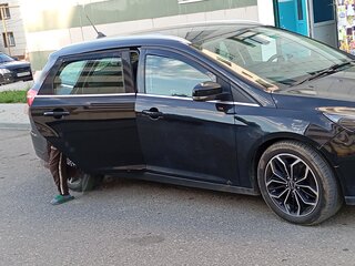 2017 Ford Focus III Рестайлинг, чёрный, 950000 рублей, вид 3