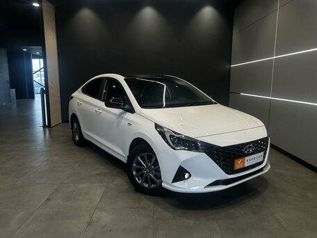 2022 Hyundai Solaris II Рестайлинг, белый, 1812000 рублей, вид 3
