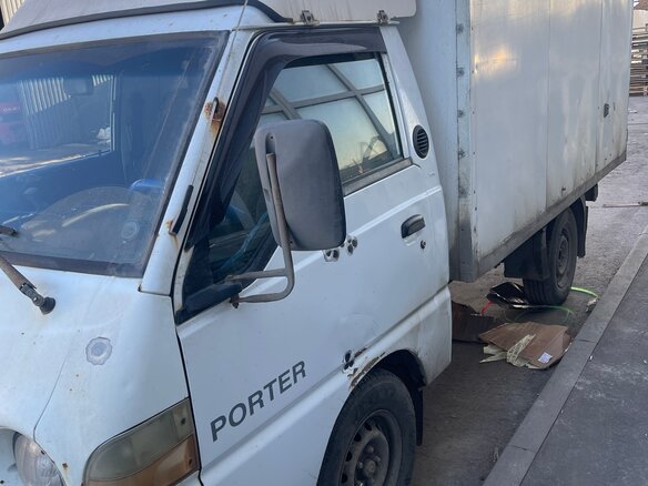 2008 Hyundai H100, белый - вид 2