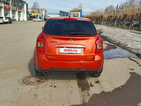 2011 SsangYong Actyon II, красный, 600000 рублей - вид 2