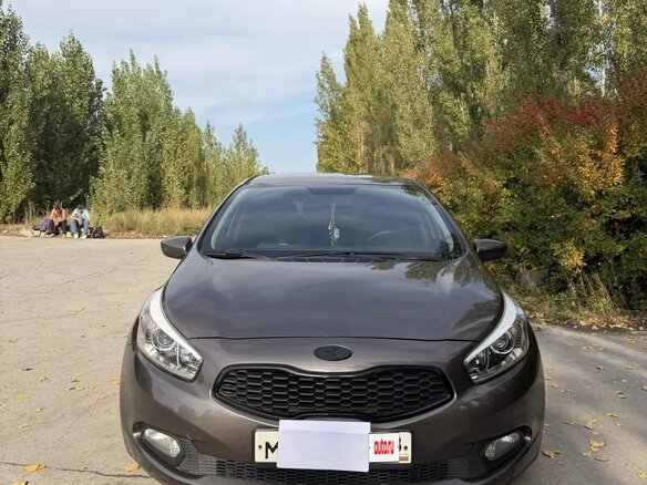 2013 Kia Ceed II, коричневый - вид 2