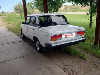 2005 Lada (ВАЗ) 2107, белый, 380000 рублей, вид 3