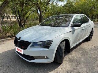 2018 Skoda Superb III, белый, 2500000 рублей, вид 1