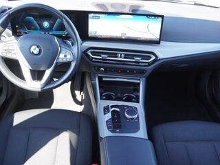 2023 BMW 3 серии 318i VII (G2x) Рестайлинг, чёрный, 4043938 рублей, вид 5