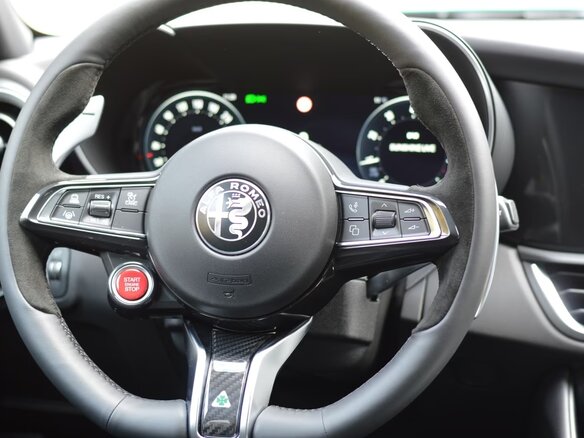 2025 Alfa Romeo Giulia II (952) Рестайлинг 2, зелёный, 13526132 рублей - вид 6